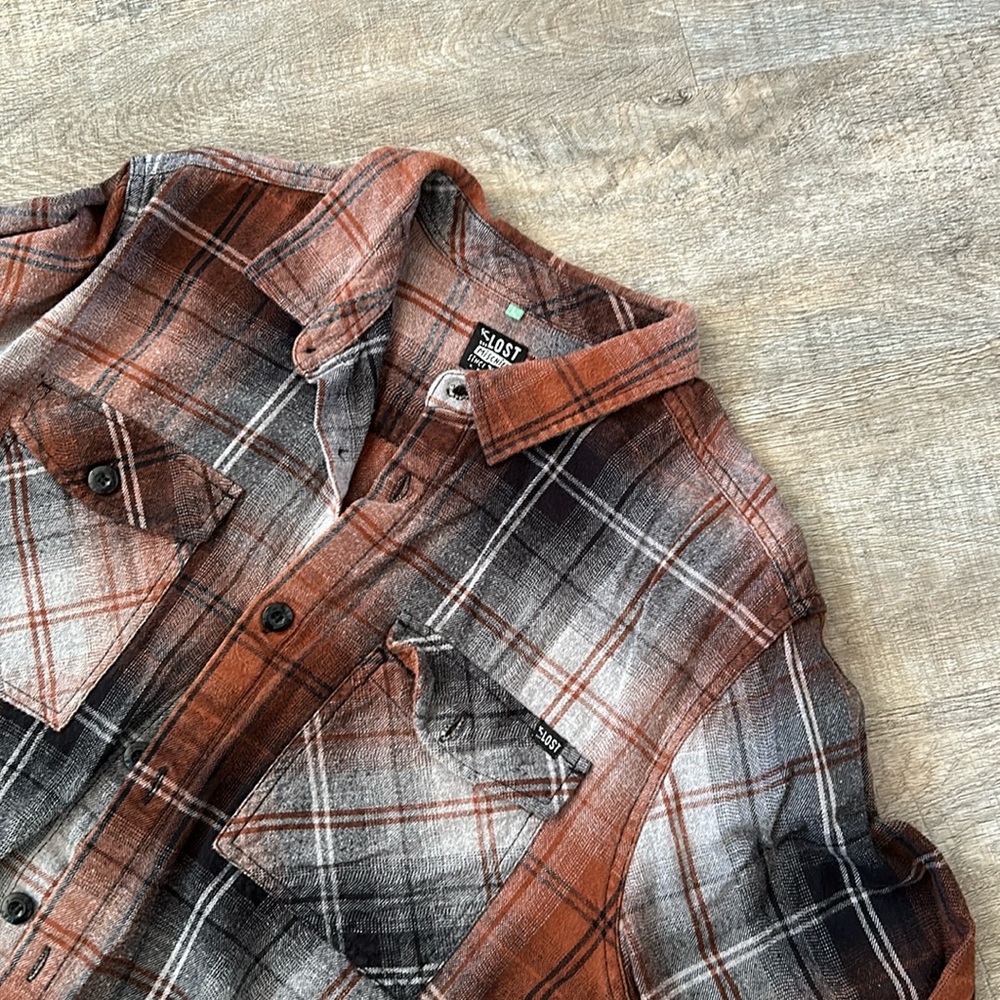 LOST Mischief Button Up